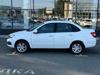 2026 Lada (ВАЗ) Granta I Рестайлинг, белый, 1188000 рублей, вид 2