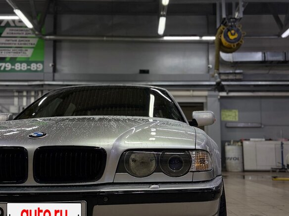 1999 BMW 7 серии 735i III (E38) Рестайлинг, серебристый, 1400000 рублей - вид 9