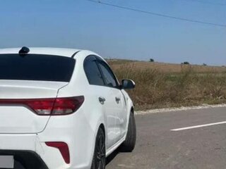 2018 Kia Rio IV, белый, 850000 рублей, вид 3