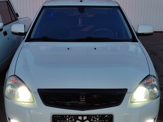 2015 Lada (ВАЗ) Priora I Рестайлинг, белый, 800000 рублей, вид 4