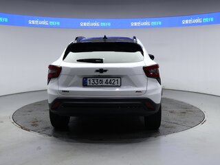 2023 Chevrolet Trax II, белый, 1870000 рублей, вид 5