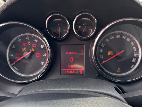 2012 Opel Astra J Рестайлинг, красный, 500000 рублей - вид 7