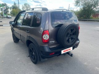 2014 Chevrolet Niva I Рестайлинг, коричневый, 490000 рублей, вид 4