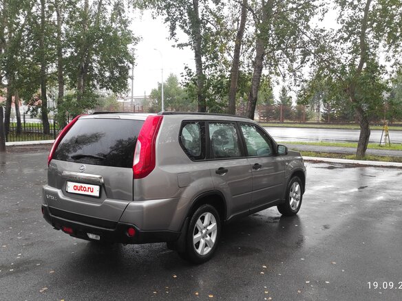 2010 Nissan X-Trail II, серый, 950000 рублей - вид 3