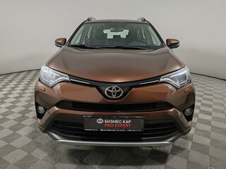 2018 Toyota RAV4 IV (XA40) Рестайлинг, коричневый, 2520000 рублей, вид 2