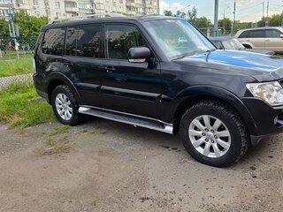 2008 Mitsubishi Pajero IV, чёрный, 1350000 рублей, вид 3
