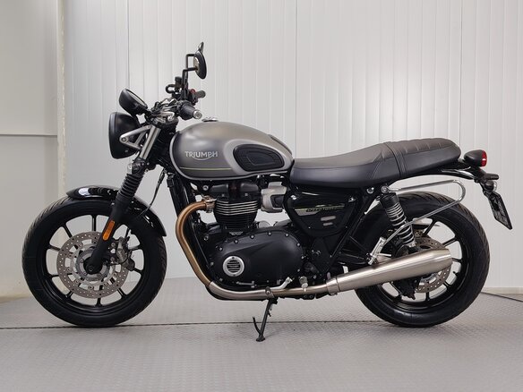 2022 Triumph Speed Twin, серый - вид 4