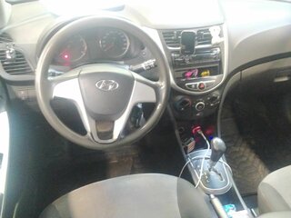 2012 Hyundai Solaris I, серый, 550000 рублей, вид 5