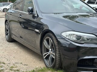 2011 BMW 5 серии 523i VI (F10/F11/F07), серый, 1650000 рублей, вид 1