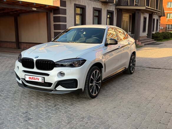2017 BMW X6 30d II (F16), белый, 4490000 рублей