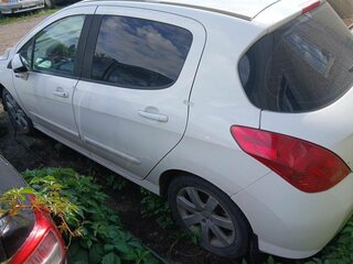 2010 Peugeot 308 I, белый, 240000 рублей, вид 3