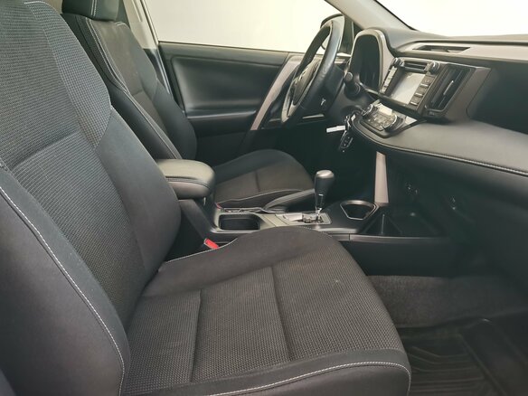 2015 Toyota RAV4 IV (XA40) Рестайлинг, белый, 2340000 рублей - вид 19