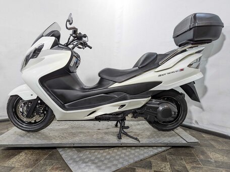 2014 Suzuki Burgman (SkyWave) 400, белый, 389000 рублей, вид 3