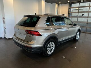 2020 Volkswagen Tiguan II Рестайлинг, коричневый, 2979000 рублей, вид 3