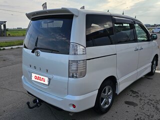 2006 Toyota Voxy I (R60), белый, 880000 рублей, вид 3