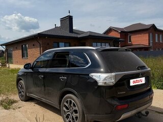 2014 Mitsubishi Outlander III Рестайлинг, чёрный, 1550000 рублей, вид 5