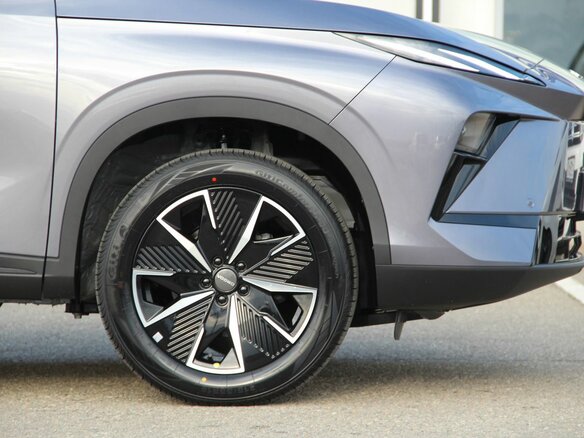 2026 Omoda C5 II, серый, 2779000 рублей - вид 9