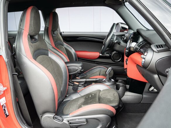 2019 Mini Hatch JCW III (F55/F56) Рестайлинг, чёрный, 3150000 рублей - вид 7