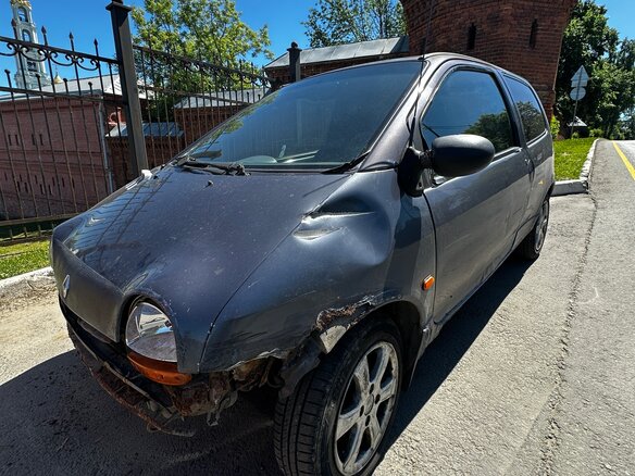 1996 Renault Twingo I, серый