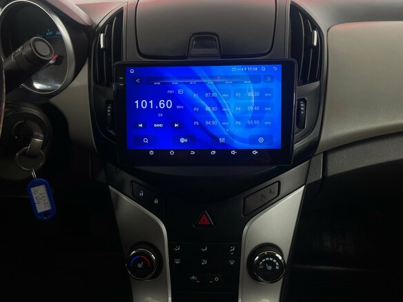 2014 Chevrolet Cruze I Рестайлинг, серебристый - вид 15