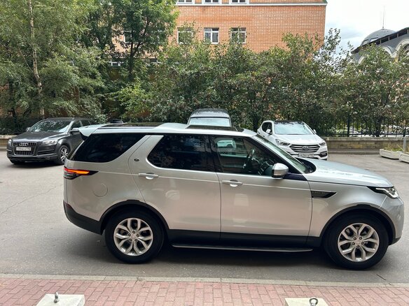 2018 Land Rover Discovery V, серый, 3110000 рублей - вид 7