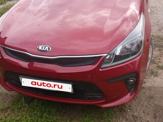 2018 Kia Rio IV, красный, 1200000 рублей, вид 2