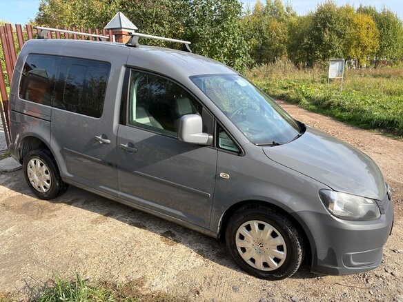 2013 Volkswagen Caddy III Рестайлинг, серый, 900000 рублей - вид 2