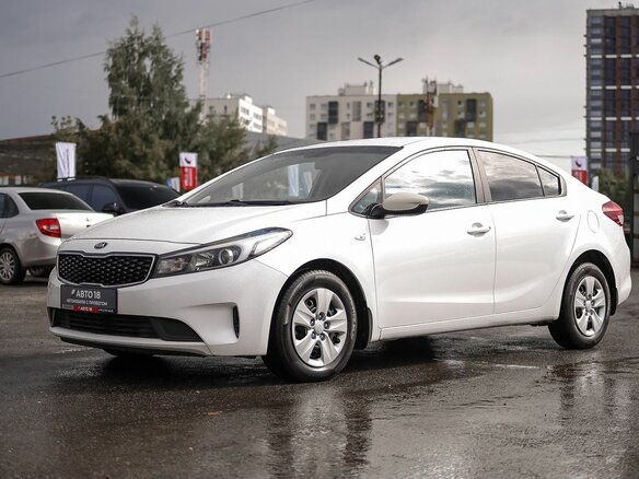 2017 Kia Cerato III Рестайлинг (Classic), белый - вид 1
