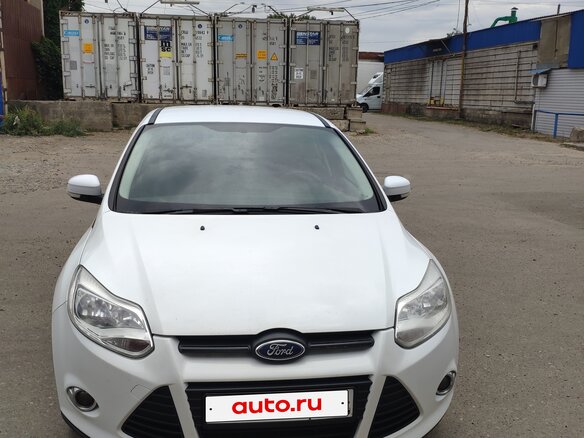 2011 Ford Focus III, белый, 825000 рублей - вид 1