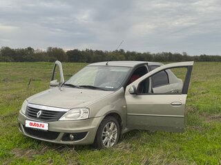 2010 Renault Logan I Рестайлинг, бежевый, 358000 рублей, вид 1