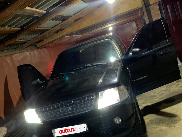 2004 Ford Explorer III, чёрный, 440000 рублей - вид 11