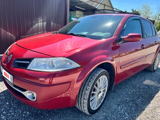 2008 Renault Megane II Рестайлинг, красный, 530000 рублей, вид 1