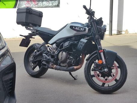 2023 Husqvarna Vitpilen 401, белый, 465000 рублей, вид 3