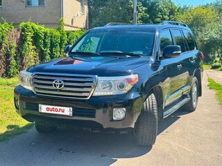 2014 Toyota Land Cruiser 200 Series Рестайлинг 1, чёрный, 3600000 рублей, вид 1