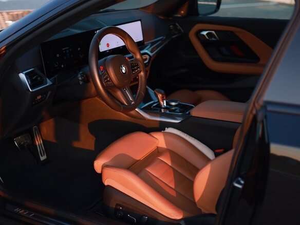 2024 BMW M2 G87, чёрный, 8900000 рублей - вид 3