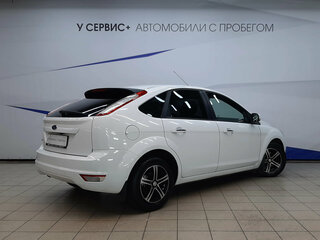 2011 Ford Focus II Рестайлинг, белый, 549000 рублей, вид 3