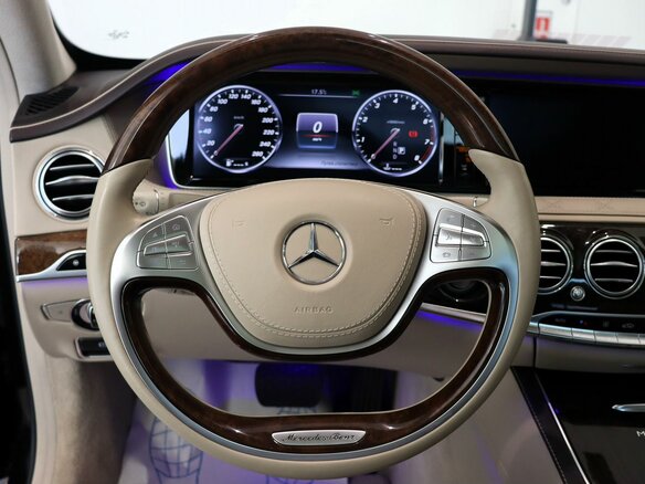 2015 Mercedes-Benz Maybach S-Класс 500 I (X222), чёрный, 5800000 рублей - вид 19
