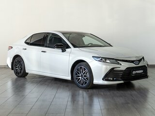 2022 Toyota Camry VIII (XV70) Рестайлинг, белый, 2799000 рублей, вид 1