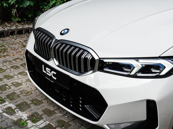 2024 BMW 3 серии 320d xDrive VII (G2x) Рестайлинг 2, белый - вид 3