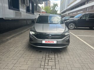 2022 Volkswagen Polo VI, серый, 1900000 рублей, вид 2