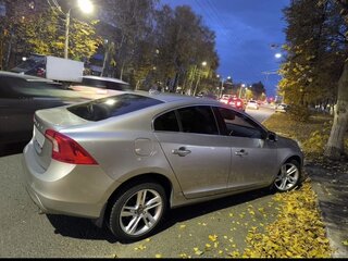 2013 Volvo S60 II Рестайлинг, бежевый, 1395000 рублей, вид 3
