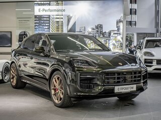2025 Porsche Cayenne GTS Coupé III Рестайлинг, зелёный, 23660000 рублей, вид 4