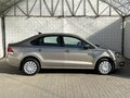 2017 Volkswagen Polo V Рестайлинг, бежевый, 1140000 рублей - вид 3