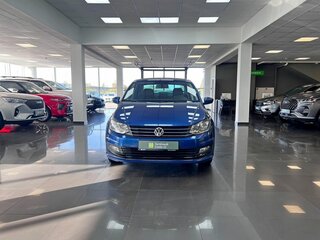 2018 Volkswagen Polo V Рестайлинг, синий, 1320000 рублей, вид 3