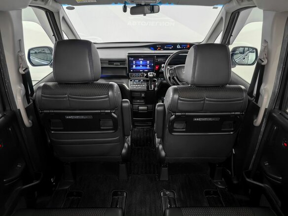 2020 Honda Stepwgn Spada V Рестайлинг, серый, 2700000 рублей - вид 15