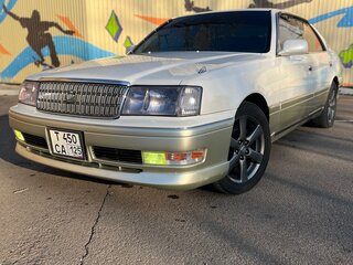 1997 Toyota Crown X (S150), белый, 930000 рублей, вид 2