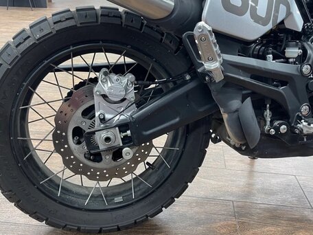 2024 Benelli Leoncino 800 Trail, серебристый, 650000 рублей, вид 3