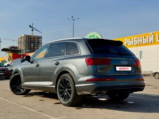2016 Audi Q7 II (4M), серый, 2880000 рублей, вид 5