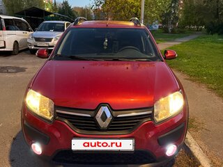 2015 Renault Sandero Stepway II, красный, 900000 рублей, вид 3