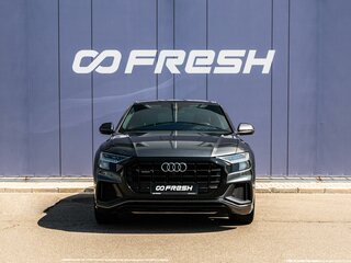 2019 Audi Q8 55 TFSI I (4M), серый, 6200000 рублей, вид 3